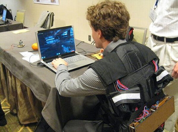 Gaming Vest makes games real and painful