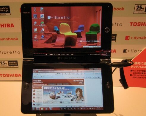 iPad Alternative – Toshiba Libretto W100 Dual Screen Mini-Laptop