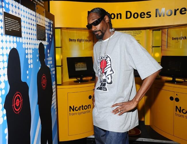 Now Snoop Dogg To Fight Cybercrime