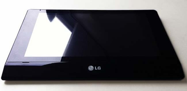LG Windows 7 Tablet Spotted!