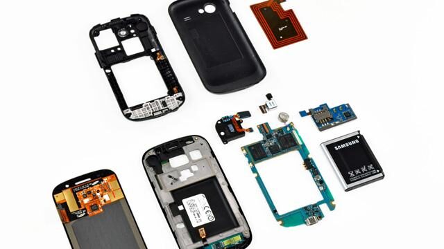 Nexus S unscrewed, Display Secrets revealed