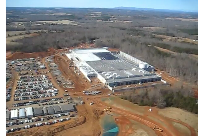 Apple rebuilding entire Data Center for new iOS Software!