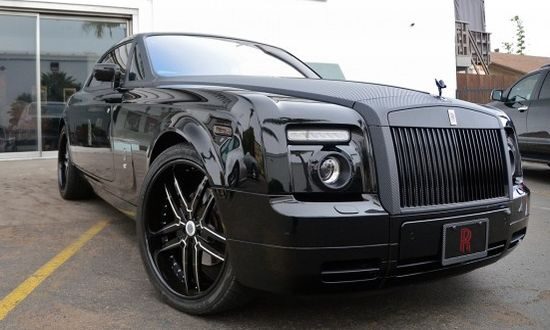 Rolls Royce introduces all Carbon-Fiber Phantom Coupe